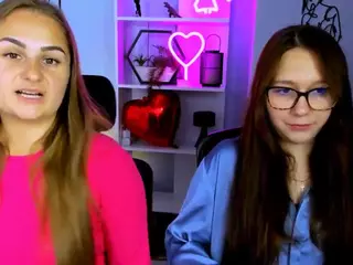 lika-le's Live Sex Cam Show