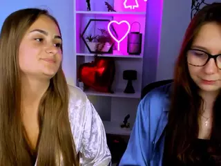 lika-le's Live Sex Cam Show