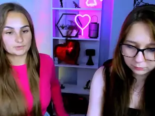 lika-le's Live Sex Cam Show