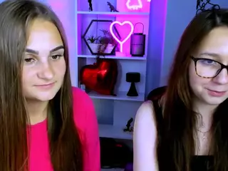 lika-le's Live Sex Cam Show