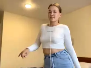 LinetteCoke's Live Sex Cam Show