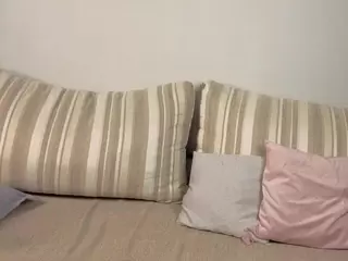 Maddy-Soon's Live Sex Cam Show