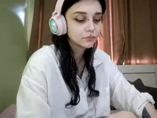 MaudFoulk's Live Sex Cam Show