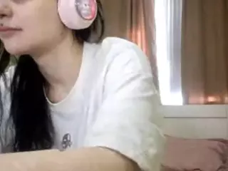 MaudFoulk's Live Sex Cam Show