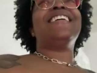 Live cam show with TattedBarbie444