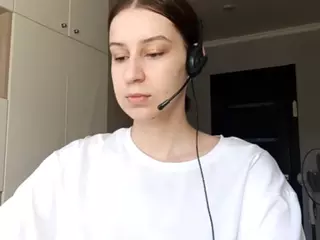 WandaBreed's Live Sex Cam Show