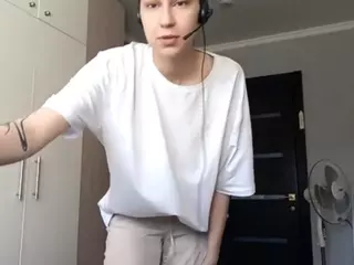 WandaBreed's Live Sex Cam Show