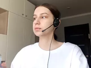 WandaBreed's Live Sex Cam Show