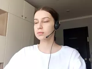 WandaBreed's Live Sex Cam Show