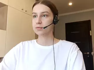 WandaBreed's Live Sex Cam Show