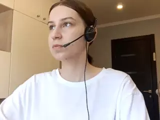 WandaBreed's Live Sex Cam Show