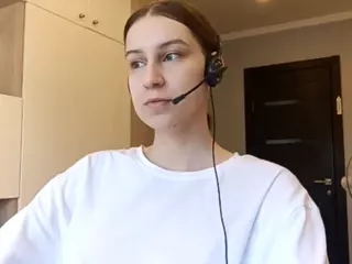 WandaBreed's Live Sex Cam Show