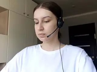 WandaBreed's Live Sex Cam Show
