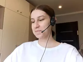 WandaBreed's Live Sex Cam Show