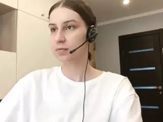 WandaBreed's Live Sex Cam Show
