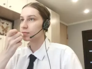 WandaBreed's Live Sex Cam Show
