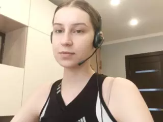 WandaBreed's Live Sex Cam Show