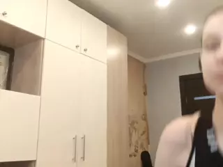 WandaBreed's Live Sex Cam Show