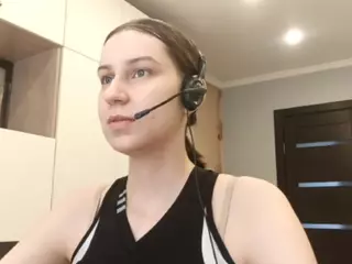 WandaBreed's Live Sex Cam Show