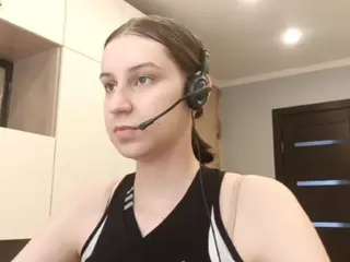 WandaBreed's Live Sex Cam Show