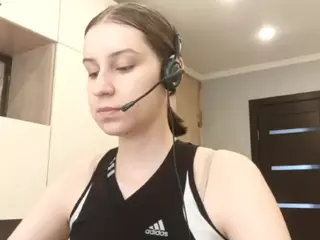 WandaBreed's Live Sex Cam Show