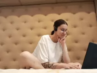 WandaBreed's Live Sex Cam Show