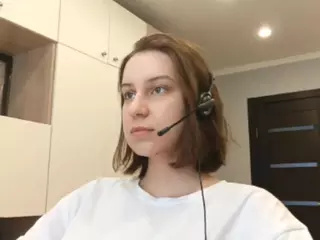 WandaBreed's Live Sex Cam Show
