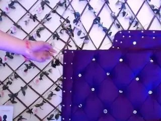 BellaWarren's Live Sex Cam Show