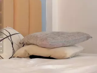Emilyrousser's Live Sex Cam Show