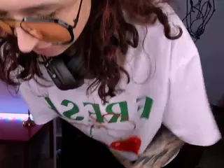 igi-cute's Live Sex Cam Show