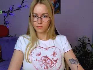 igi-cute's Live Sex Cam Show