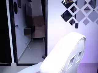 Miaaa-mo's Live Sex Cam Show