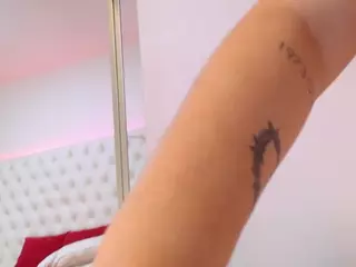 paulinavegaxoxo's Live Sex Cam Show