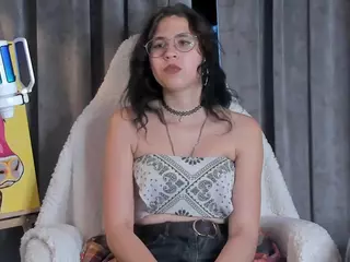 PeaceFrere's Live Sex Cam Show