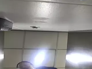 squirtbig0101's Live Sex Cam Show