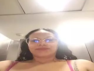 squirtbig0101's Live Sex Cam Show