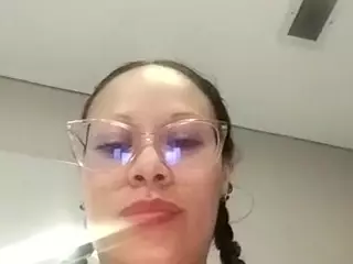 squirtbig0101's Live Sex Cam Show