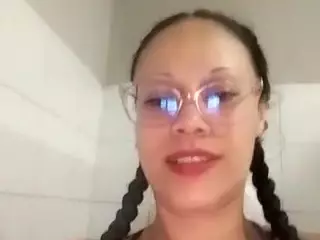 squirtbig0101's Live Sex Cam Show