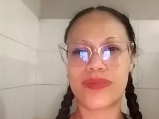 squirtbig0101's Live Sex Cam Show