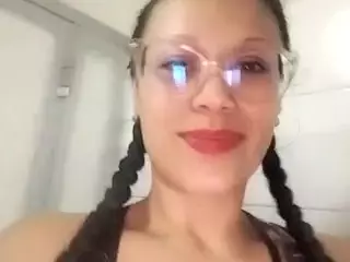 squirtbig0101's Live Sex Cam Show