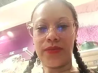 squirtbig0101's Live Sex Cam Show