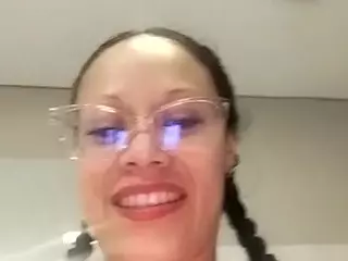 squirtbig0101's Live Sex Cam Show