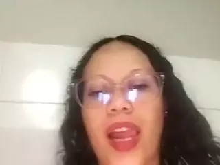 squirtbig0101's Live Sex Cam Show