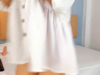 SUSSYREYES's Live Sex Cam Show