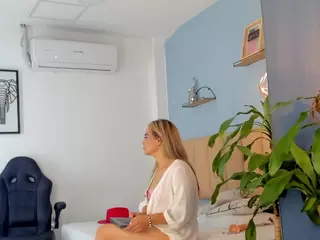 SUSSYREYES's Live Sex Cam Show