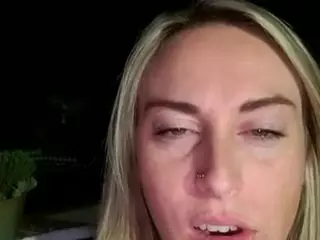 alyjeanne0420's Live Sex Cam Show