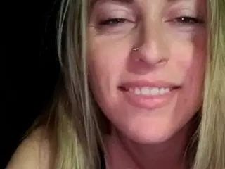 alyjeanne0420's Live Sex Cam Show