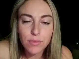 alyjeanne0420's Live Sex Cam Show