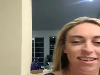 alyjeanne0420's Live Sex Cam Show