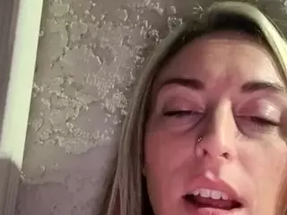 alyjeanne0420's Live Sex Cam Show